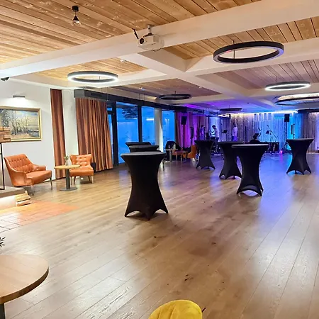 圣弗朗蒂舍克度假胜地 - 俄里拜科夫布达酒店 酒店 Špindlerŭv Mlýn